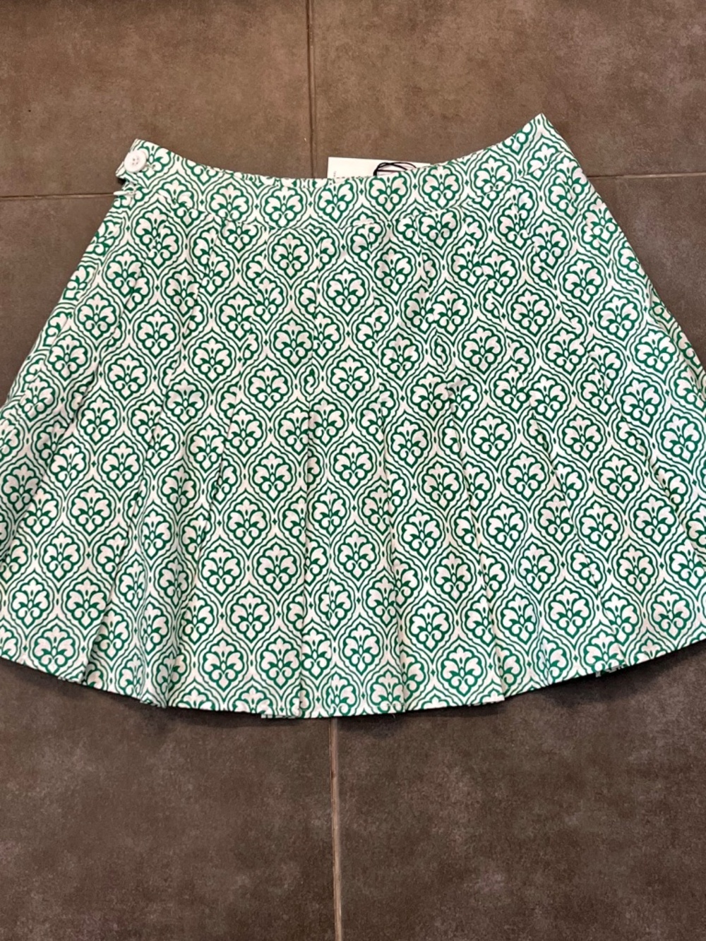 NWT THML Anthropologie Green White Fleur de Lis Print Pleated Skirt Size Medium - Picture 9 of 9